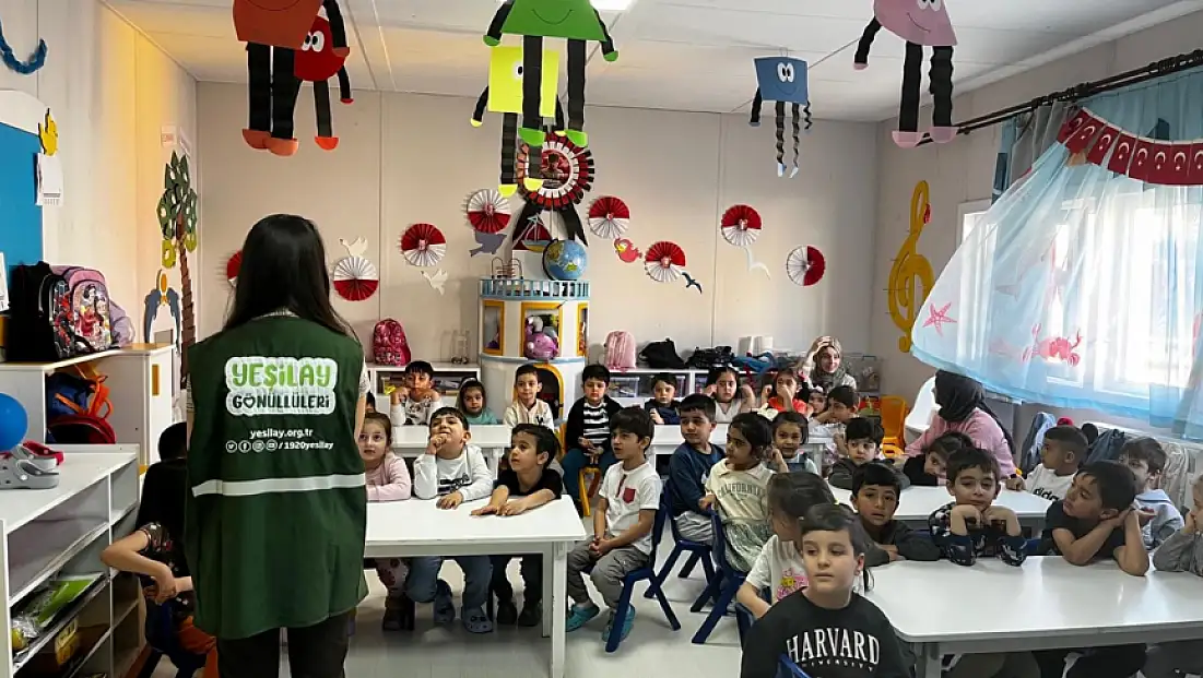 Anaokulu öğrencilerine Yeşilay tanıtıldı