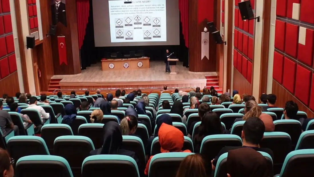 FÜ Hastanesi’nde Tehlikeli Madde, Tıbbi Atık Yönetimi konulu eğitim