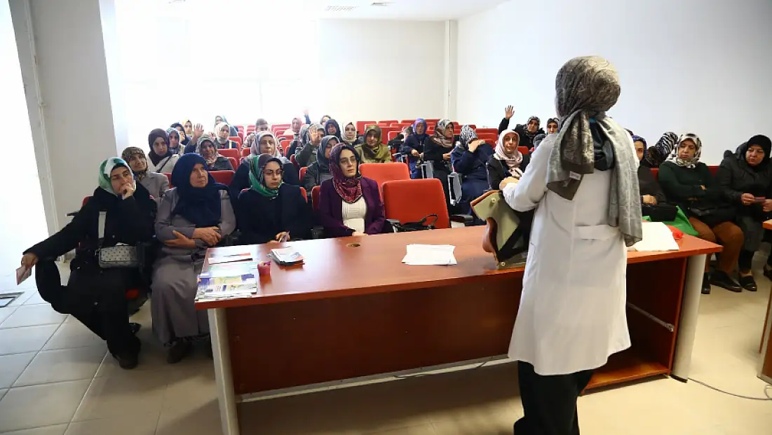 Sağlık Haftası’nda bilgilendirme ve tarama faaliyetleri gerçekleştirildi