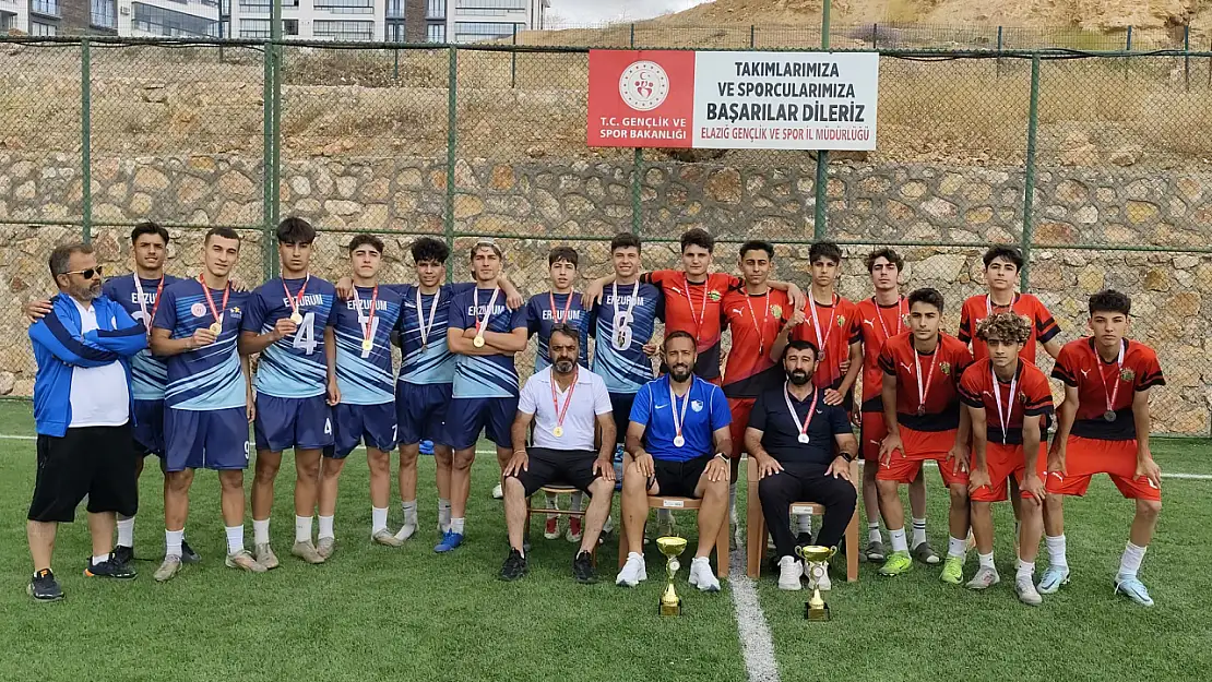 '5x5 Sokaklar Bizim Futbol' bölge heyecanı sona erdi