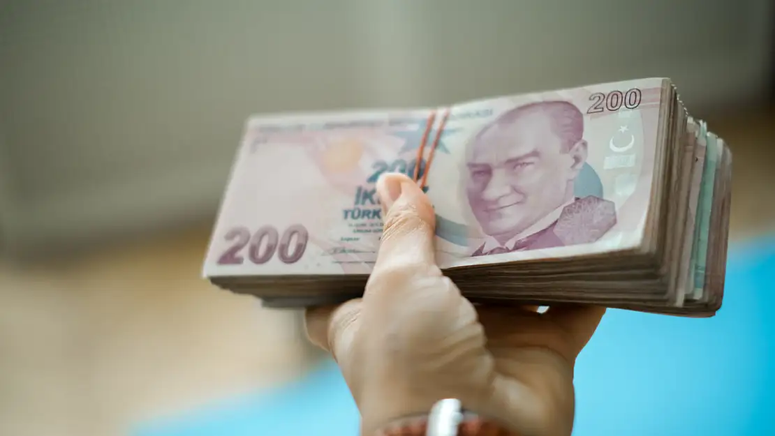 600 bin kamu işçisinin gözü bu haberde!