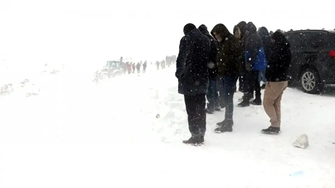 Son dakika: Vanʹdaki ikinci çığ faciası! 26 kişi yaşamını yitirdi