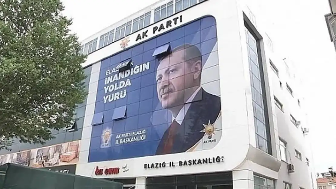 AK Parti Elazığ il teşkilatının yeni yönetimi açıklandı 