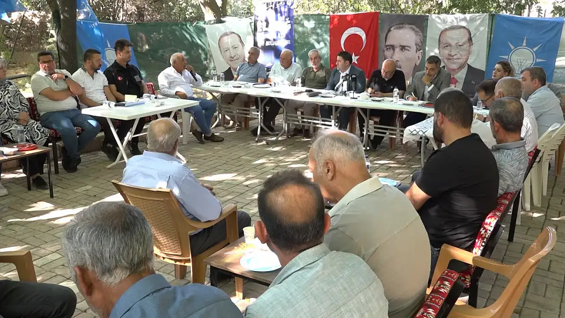 AK Parti heyeti Çöteli Köyü'nde vatandaşların sorunlarını dinledi