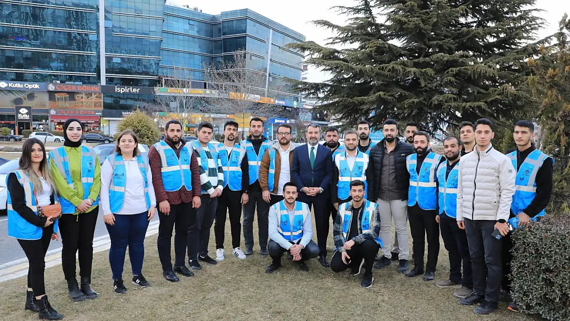 Başkan Şerifoğulları'ndan, iftarlık ikramı