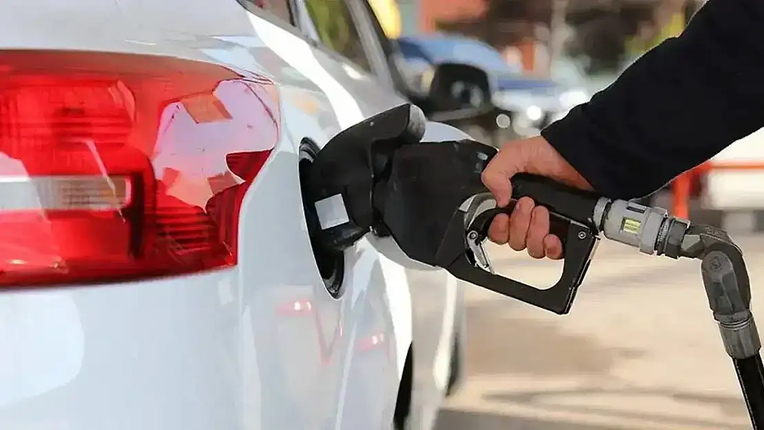 Benzine yeni zam geliyor!