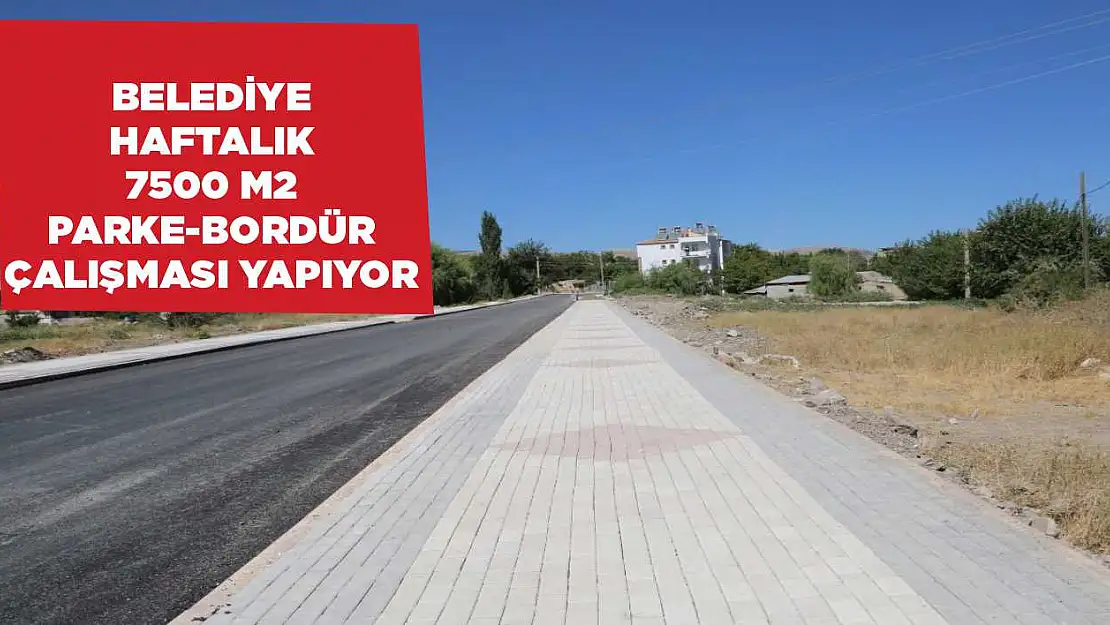 Belediye Haftalık 7500 m2 Parke-Bordür Çalışması Yapıyor