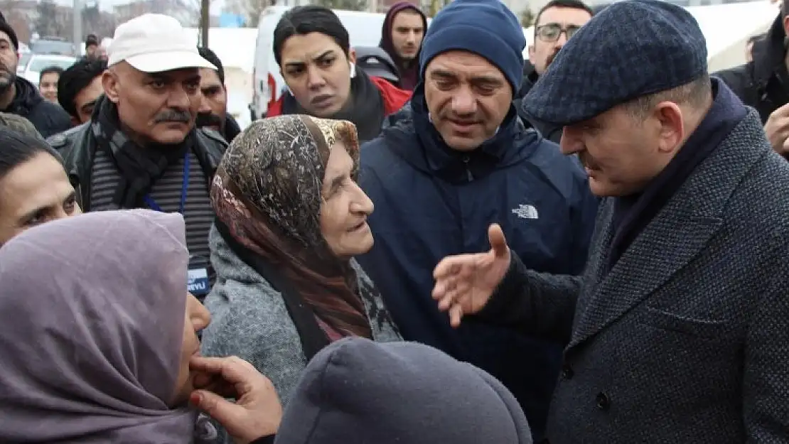 Bakan Soylu Çadır Kentte 