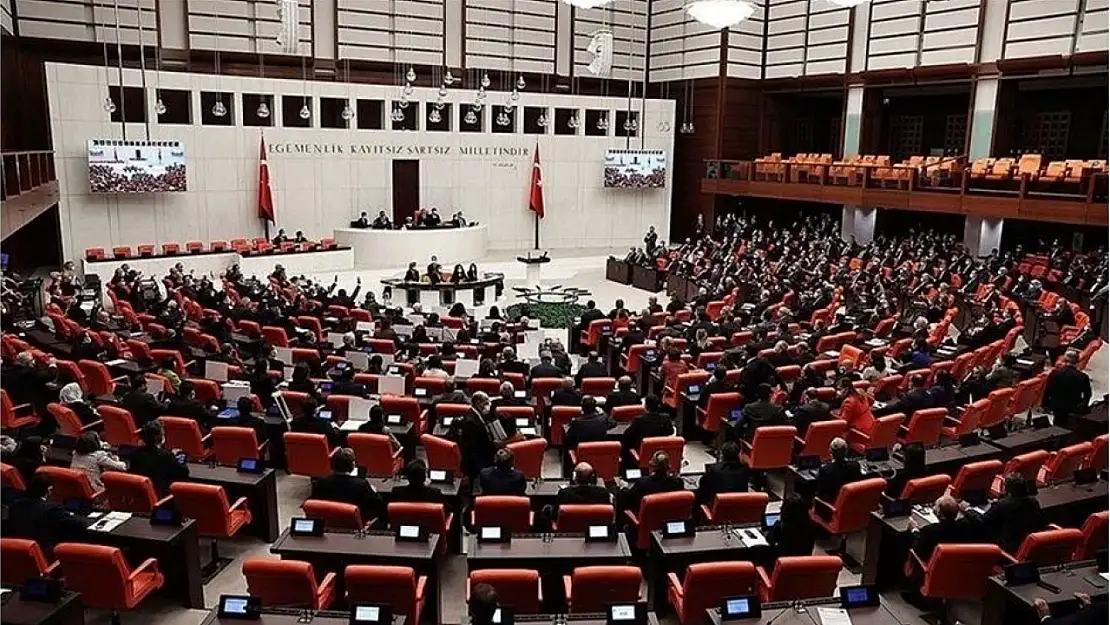 Çalışma hayatında yeni düzenleme Meclis'ten geçti!
