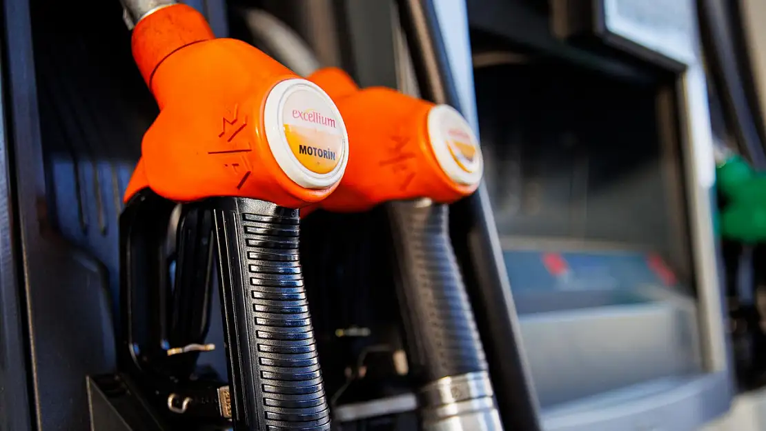 Depoları doldurun! Motorine büyük zam