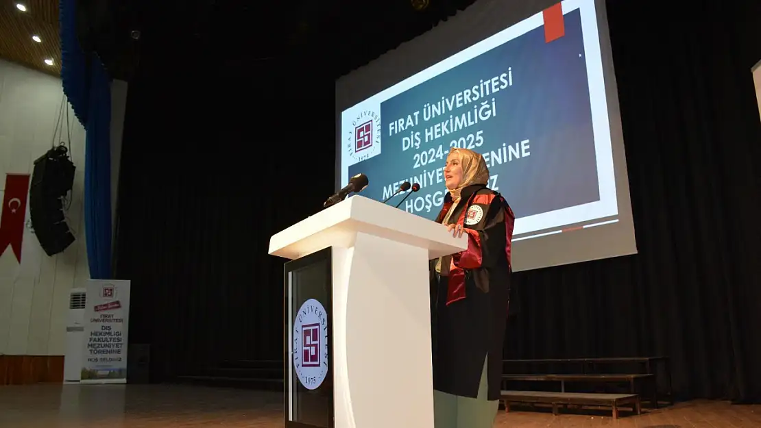 Diş Hekimliği Fakültesi mezuniyet ve yemin töreni gerçekleştirildi