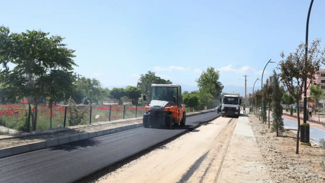 Elazığ Belediyesi asfalt çalışmalarını sürdürüyor