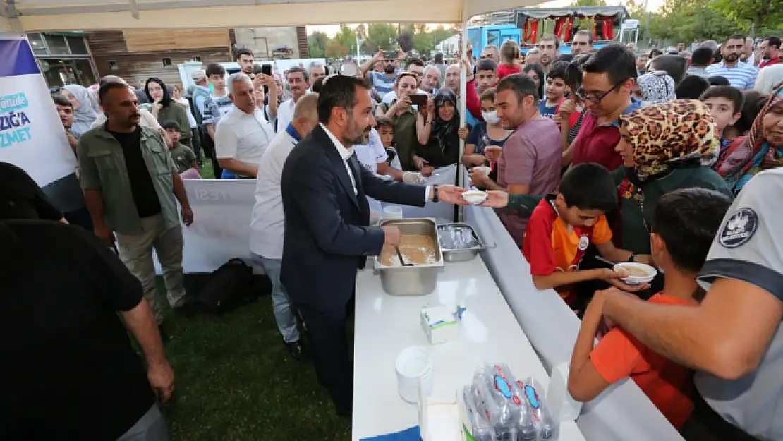 Elazığ Belediyesi aşure dağıtacak