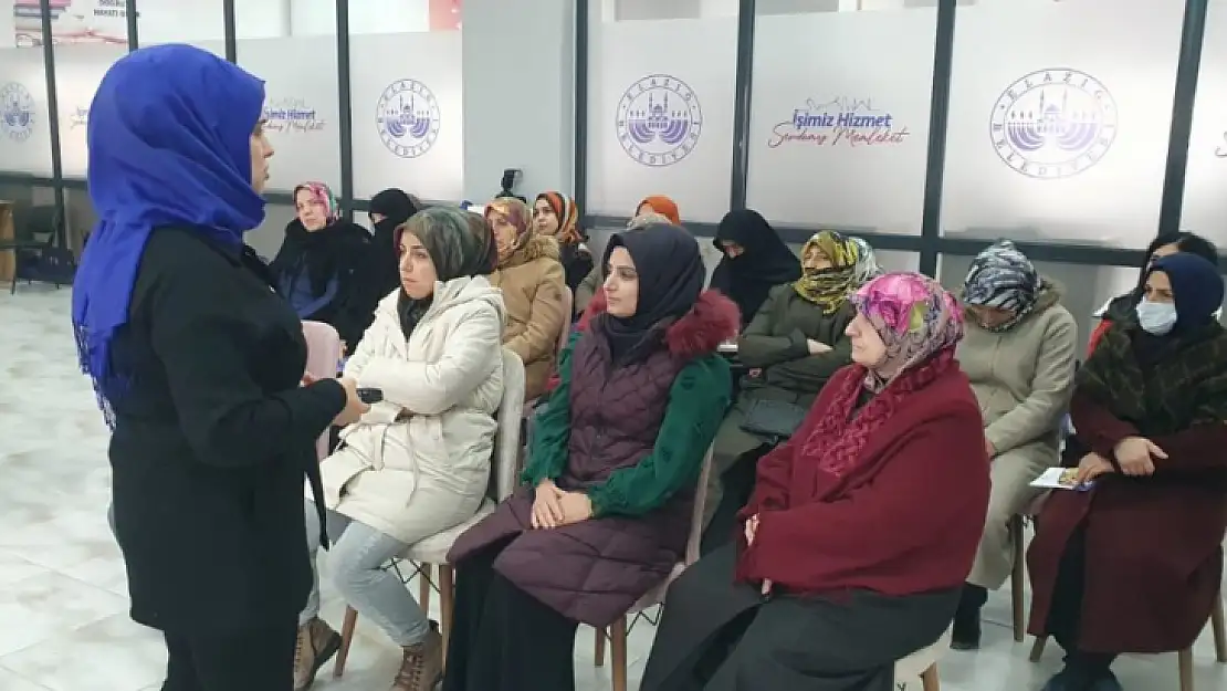 Elazığ Belediyesi'nden Ailede Çocukla İletişim Semineri 