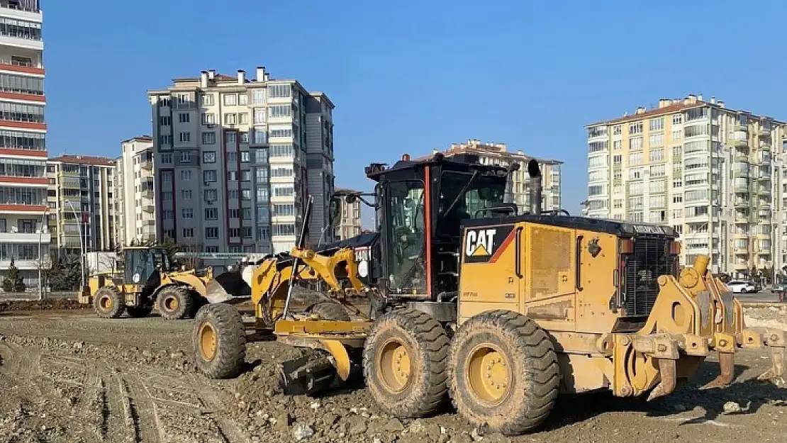 Elazığ Belediyesi'nden Konteyner Kent kurulumuna destek 