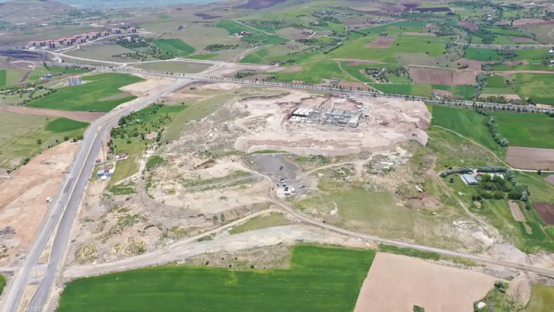 Elazığ Belediyesi'nden yeni bir yatırım daha Spor Ve Yaşam Kompleksi proje çalışmaları başladı