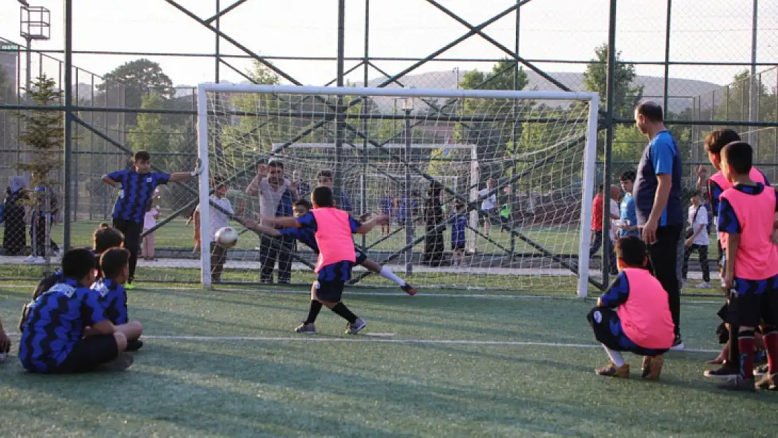 Elazığ Belediyesi ücretsiz Yaz Spor Kursları başladı 