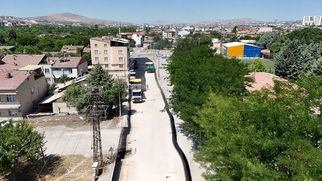 Elazığ'da asfalt hamlesi sürüyor