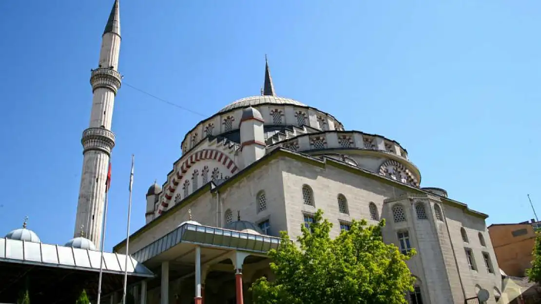 Elazığ'da bayram namazı saat kaçta kılınacak?