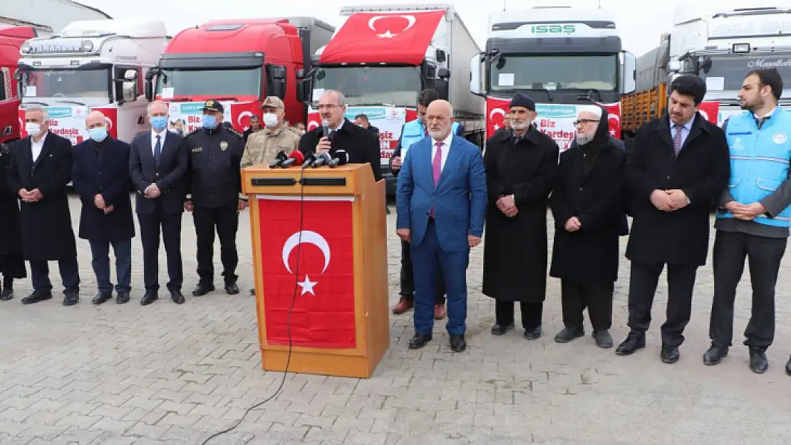 Elazığ'dan İdlib'e 8 tır yardım malzemesi 