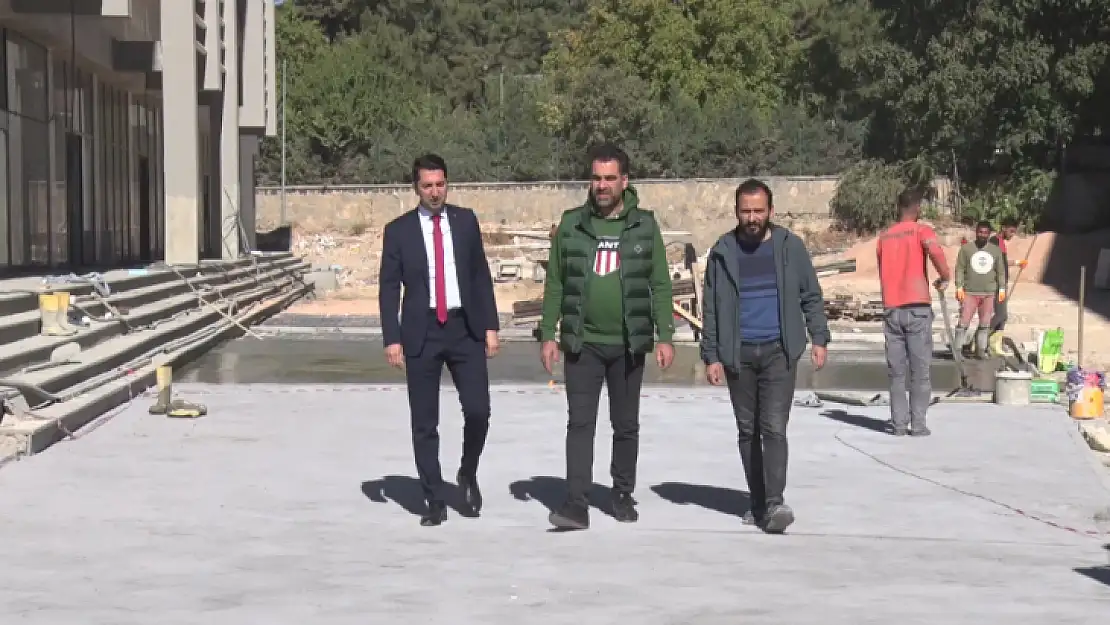 Elazığ Stadyumu yapımında son aşamaya gelindi 