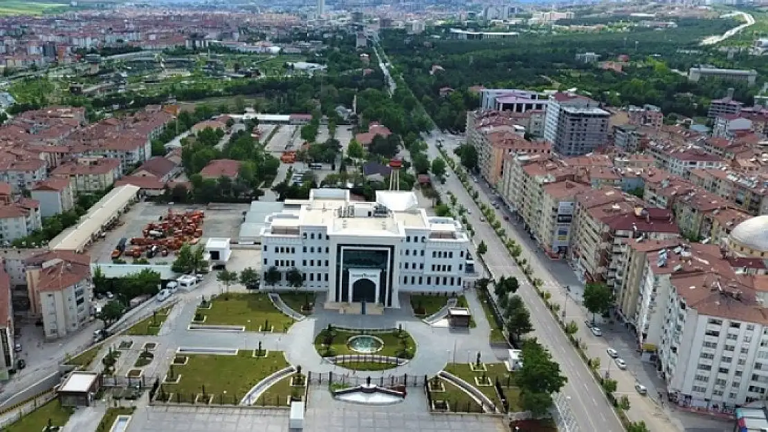 Elazığ, yetim evlat muamelesi görüyor!