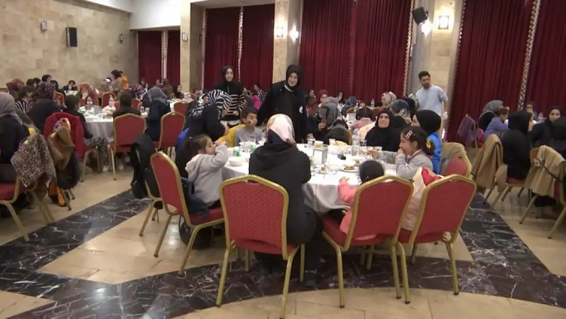 ELSAD'dan depremzede ailelere iftar programı 