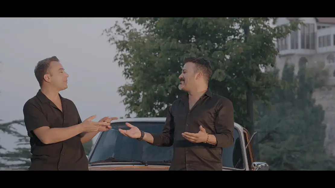 Emrah Güllü ve Ersin Güloğlu'ndan 'Elazığlı Ne Yapsın' klibi