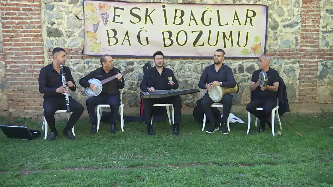 Eskibağlarda 5. Bağ Bozumu Şenliği