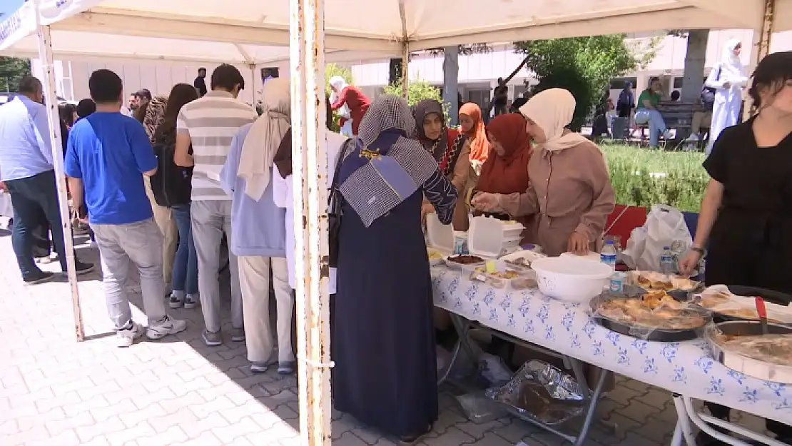 Filistin yararına destek kermesi