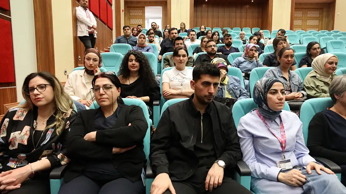FÜ Hastanesi çalışanlarına 'İleri Yaşam Desteği Eğitimi'