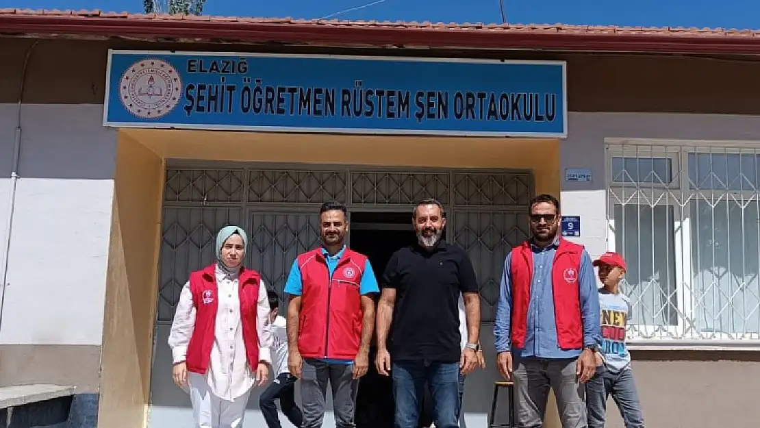 Gençlik Merkezi okul ziyaretlerini sürdürüyor 