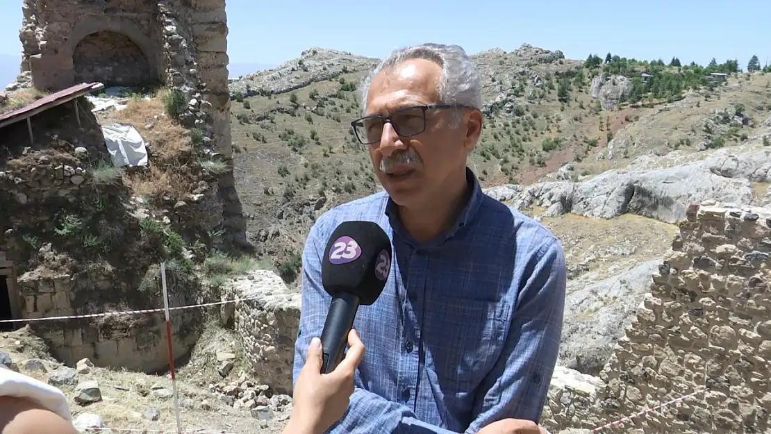 Harput Kalesi'nde kazı çalışmaları devam ediyor