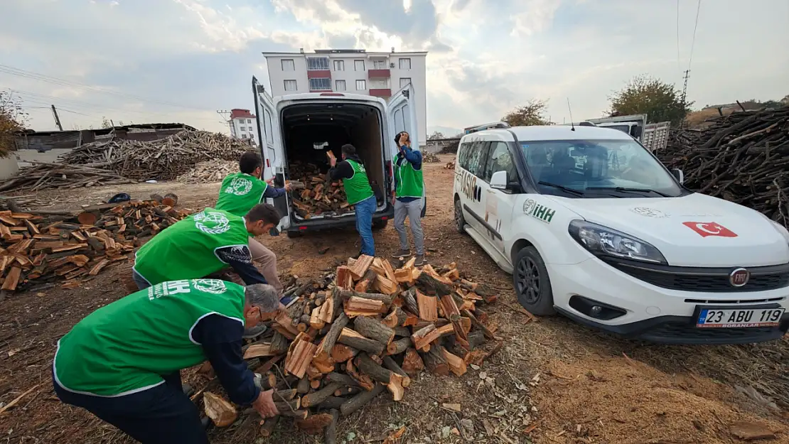 İHH Elazığ şubesinden yakacak yardımı