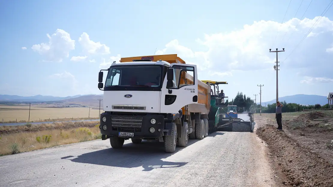 İl Özel İdaresi asfalt çalışmalarına devam ediyor