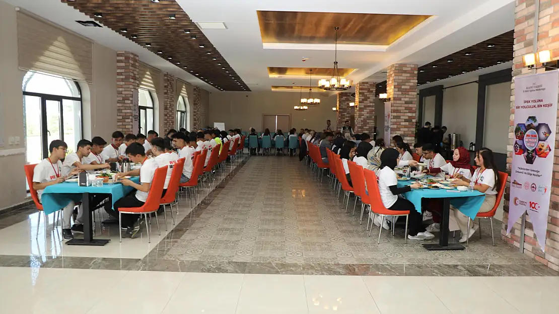 İpek Yolu'na Bir Yolculuk, Bin Keşif Programı'nın ikincisi gerçekleştirildi