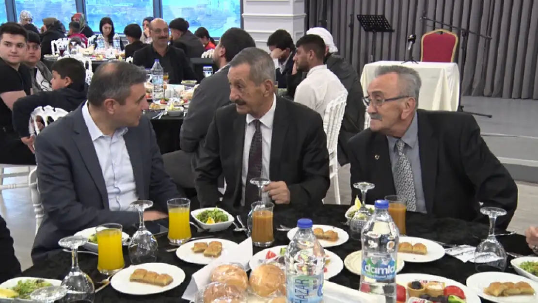 İş İnsanı hemşehrimiz Ak'tan anlamlı iftar sofrası 