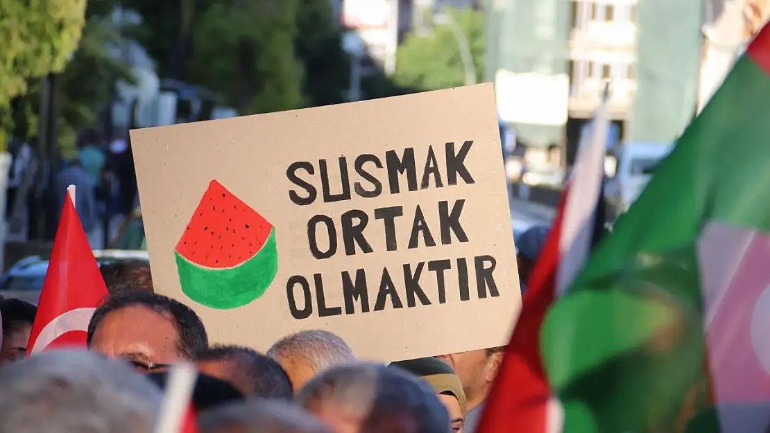 'İsrail Zulmüne Hayır' yürüyüşü düzenlendi