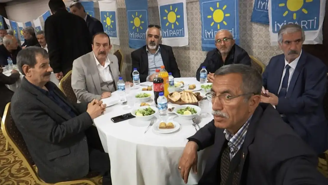 İYİ Parti Elazığ Teşkilatı iftar programı düzenledi 