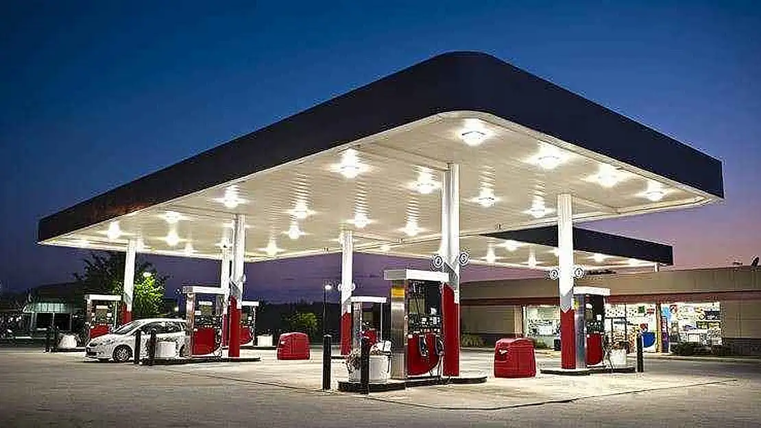 LPG'ye indirim yapıldı! Bu gecede mazot fiyatları değişecek
