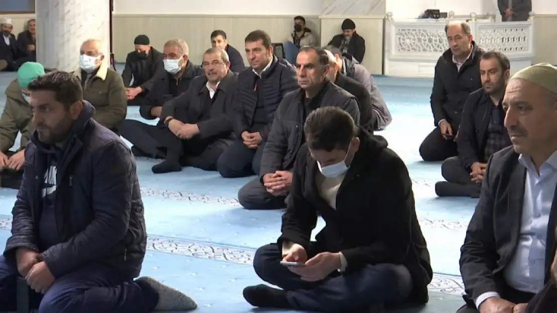 Merhum Hamza Yanılmaz, dualarla anıldı
