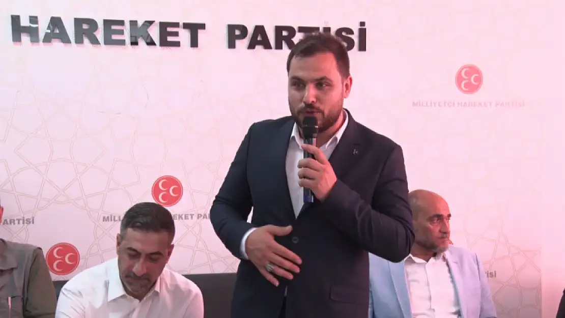 MHP'de bayramlaşma yoğun bir katılımla gerçekleşti 