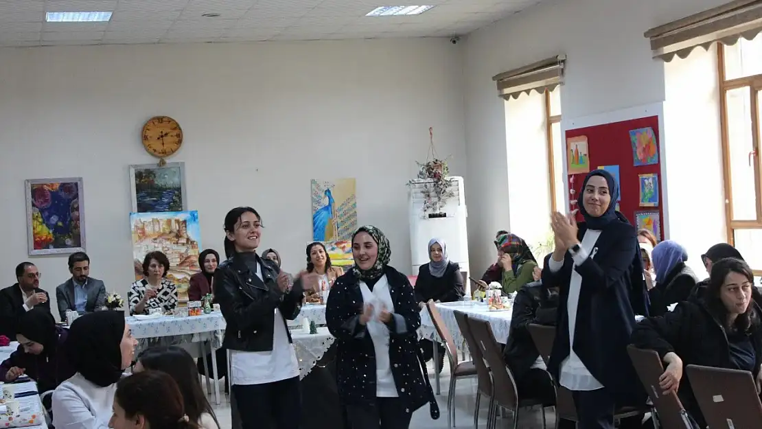Ruh Sağlığı Hastanesinde Hemşireler Günü