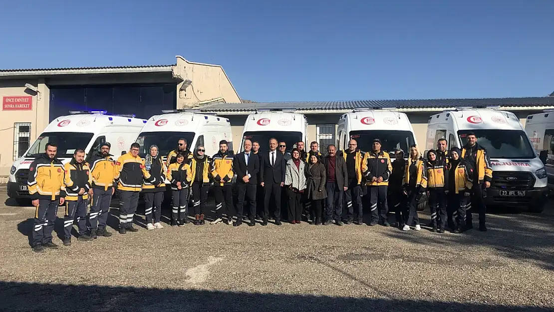 Sağlık Bakanlığı'ndan Elazığ'a tam donanımlı 6 ambulans