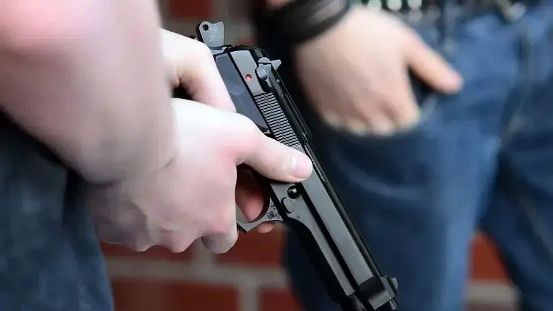 Silah taşıma ve bulundurma harçlarına zam geldi!