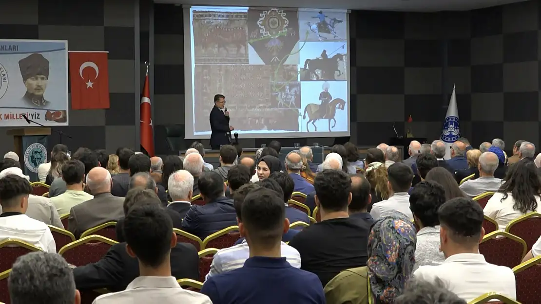 'Türk Dünyasında Alfabe Çalışmaları' konferansı