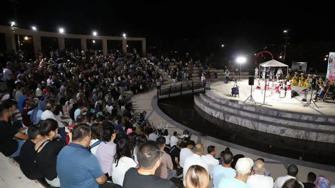 Türk Dünyasından Esintiler Konseri Elazığlılarla buluştu