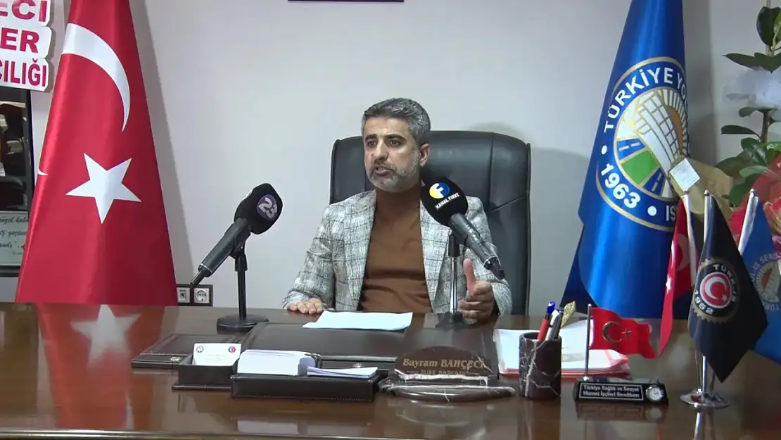 TÜRK İŞ'ten eylem