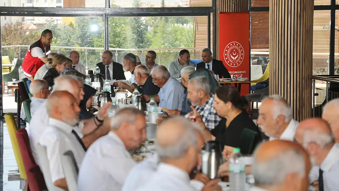 Vali Hatipoğlu'ndan Şehit ve Gazi Babalarına anlamlı ziyaret