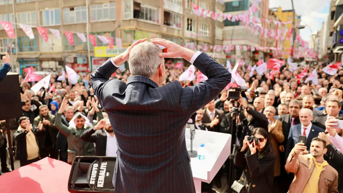 Yeniden Refah Partisi'nden miting gibi SKM açılışı